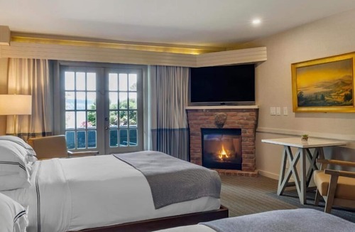 Meredith Hotel | Mill Falls Resort Collection at the Lake