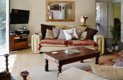 Dunster House | Mill Haven