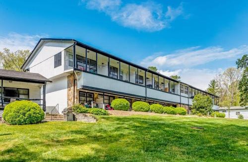 Flat Rock House | Mill House Hideaway