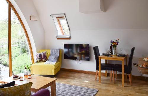 Ceres House | Mill Pond View