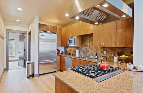 Southern Crossing House | Mill Quarter - In the HEART of Bend!