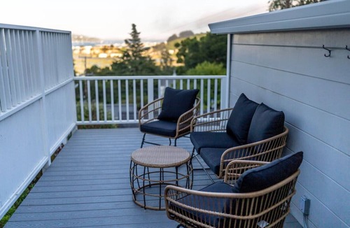 Almonte House | Mill Valley Compound | Bay View, Hot Tub Treehouse