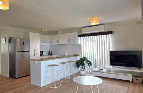 North Beach House | Milliana House