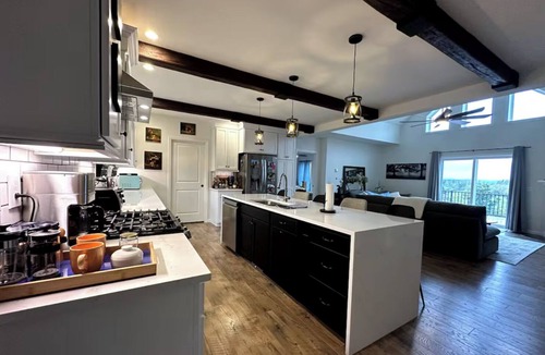 Hollowville House | Million Dollar Catskill Mountain Sunset Views - 6 Miles from Hudson Warren St.