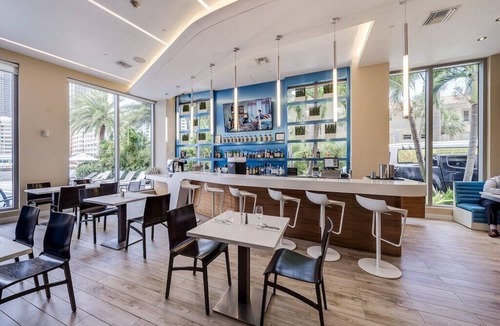 Hallandale Beach Condo | Million Dollar Penthouse with Pool & Amazing Views