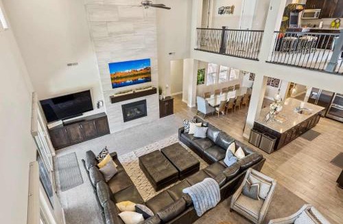 Santa Clara House | Million Dollar View #67 home