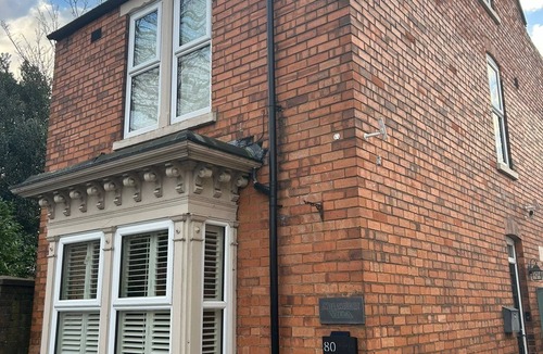 Grantham House | Millwright Villa - beautiful Victorian detached home that sleeps up to 7