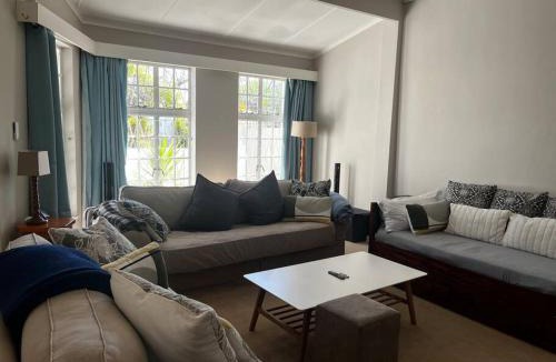 Grahamstown House | Milner Meander