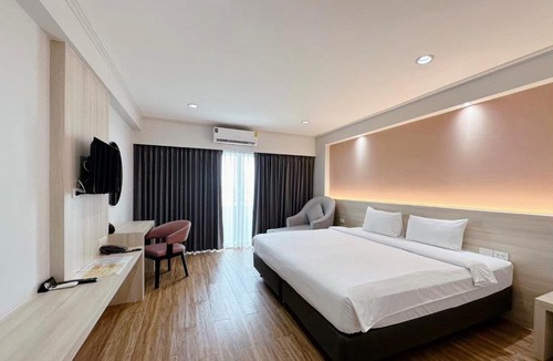 Yan Nawa Hotel | Miloft Sathorn Hotel