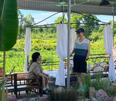 Minh Chau House | Mina Café & Stay