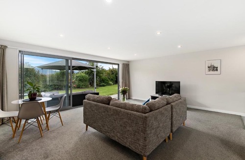 Wanaka House | Minaret Ridge Retreat