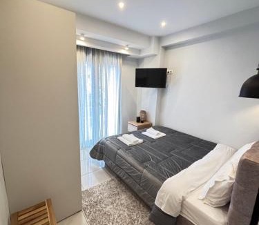 Ladadika House | Minas Luxury Studios
