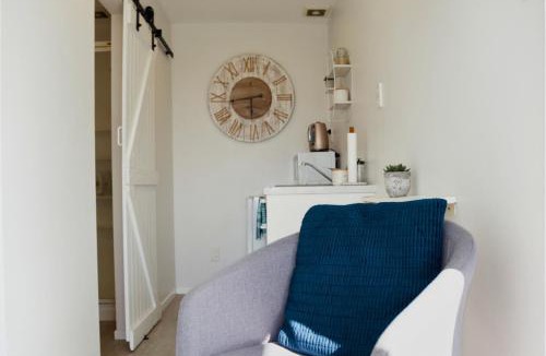 Te Puna House | Minden Meadows Retreat
