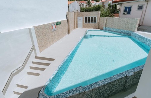 Minglanilla House | Minglanilla Couples Fav Probinsya Like Few Mins to Anjo World With Pool Gym Wifi