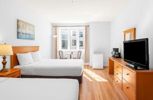 Canmore Apartment | Mini Getaway with Mountain Views Near Banff