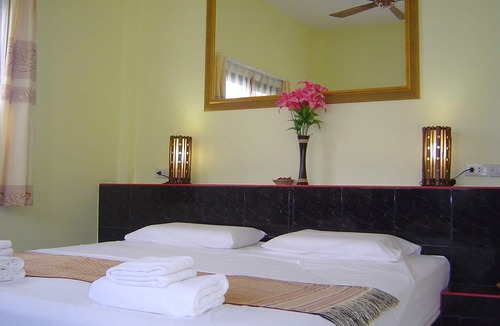 Warin Chamrap Hotel | Mini Golf & Resort Ubon Ratchathani