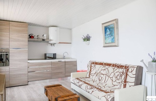 Fiumelatte Apartment | MINI MAGIC by Design Studio