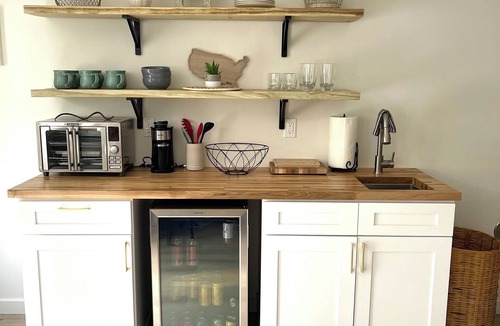East Troy Apartment | Mini Moon Hideaway