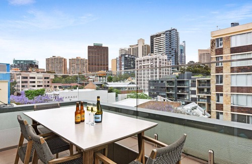 Darlinghurst Apartment | Mini Penthouse by Sydney Dreams