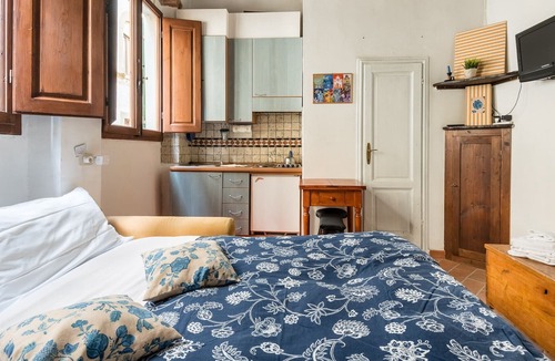 San Frediano Apartment | MINI STUDIO IN THE HEART OF FLORENCE!