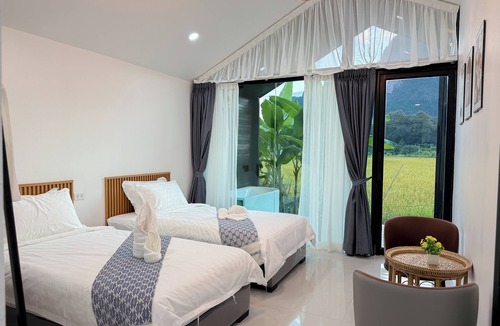 Vang Vieng Hotel | Mini Vangvieng Resort