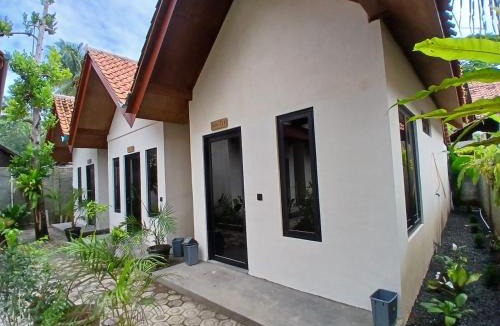 Batu Karas Bed & Breakfast | Mini Village