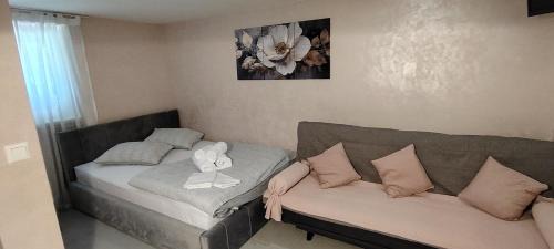 Mavcice Apartment | Mini wellness studio-near the airport