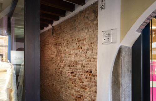 Castelfranco Veneto Apartment | Minicasa int. 3, overlooking the medieval walls