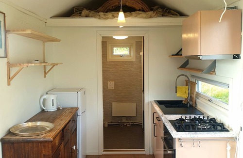 Kvaloya House | Minihouse with nice view, and access to recording studio and/or work space.