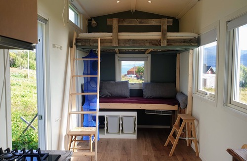 Kvaloya House | Minihouse with nice view, and access to recording studio and/or work space.