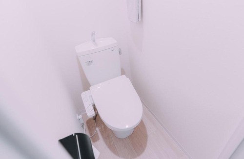 Minami Apartment | Minimalist Loft 8 Namba Compact Studio and Gym MA802