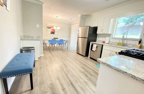 Norcross House | Minimalist, Modern, Comfortable - 4BR/2BA Norcross - Convenient Location