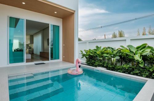 Krabi Villa | Minimalistic Pool Villa