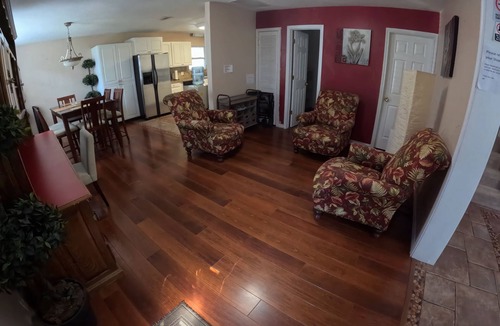 Central Arlington House | Minimum 30day rental 2000 sq. ft. Home 20 min from downtown Ft. Worth and Dallas