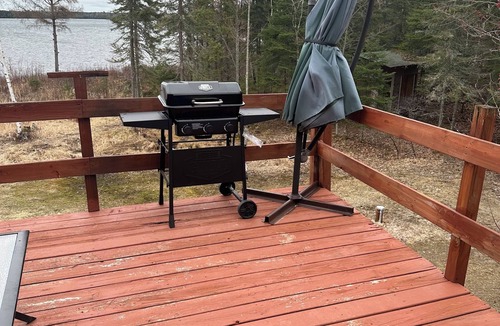 Ely Cabin | Minnesota lakefront home/cabin near Tower and Ely, close to Bear Head State Park