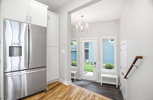 Mound House | MINNeSTAY* Lakefront Luxury