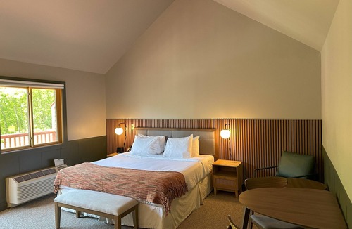 Gardiner Hotel | Minnewaska Lodge