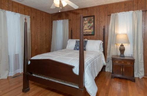 Columbus House | Mins to Ft Moore & Downtown - The Columbus Cottage