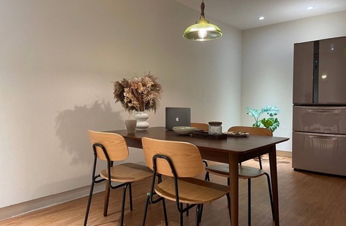 Zhongshan Apartment | Minsheng East 147 - 2B1B - Modern City Stay in Taipei