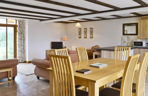 Irstead House | Mint - E4322