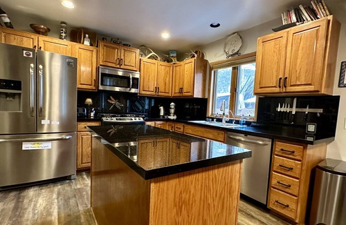 Vail - Beaver Creek House | Minturn Home - Easy access to Vail and Beaver Creek 4 bedrooms & ample parking