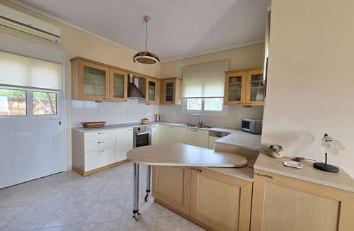 Chios Town Villa | Minutes away from Chios Town center lies Villa Sea View offering excelent Views