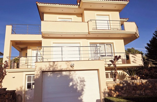 Chios Town Villa | Minutes away from Chios Town center lies Villa Sea View offering excelent Views