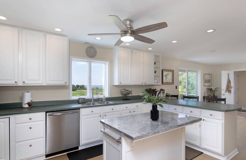 Trappe House | Minutes from Downtown Cambridge and Downtown Easton | 104+ Acre Farm