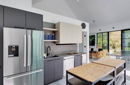 Easton House | Minutes from Downtown Easton and St. Michaels | Pool | Hot Tub | Pool House | Lu