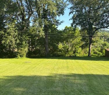 Middlesboro House | Minutes from LMU, ARH, and Cumberland Gap National Historic Park, Laurel Cove Music Festival, and Pine Mountain State Resort Park