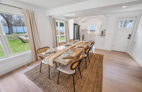 Village of Southampton House | Minutes from the beach, brand new 3 bedroom