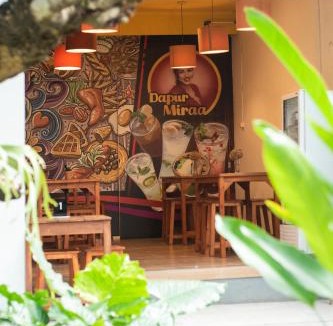 Denpasar Timur House | Miraa Guest House & Resto