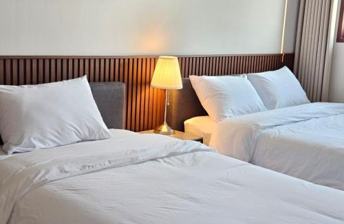 Yeongjong-dong Villa | Miracle Suite House 1
