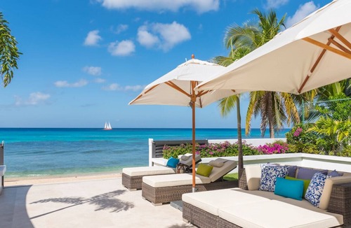 Fitts Village Villa | Mirador : Luxury beachfront 4-bedroom villa with pool
